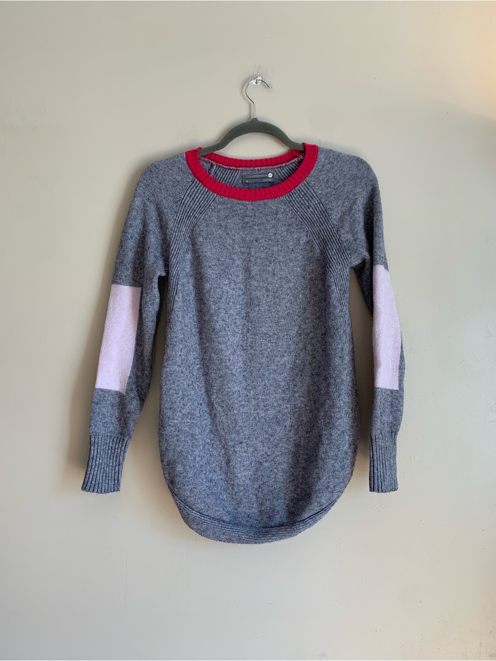 Anthropologie Gray Crewneck Sweater Winter Casual Posh Pink Top Long Sleeve
